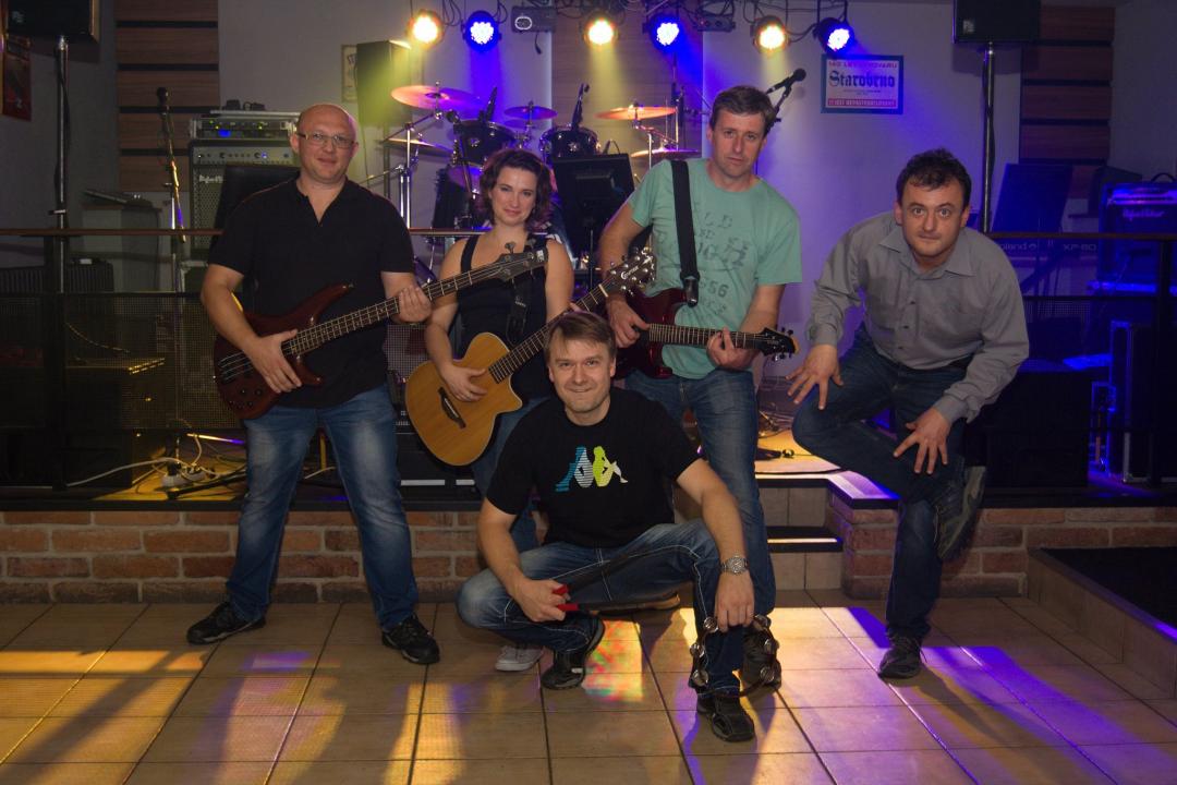 Předpouťová taneční zábava s kapelou Tremolo
